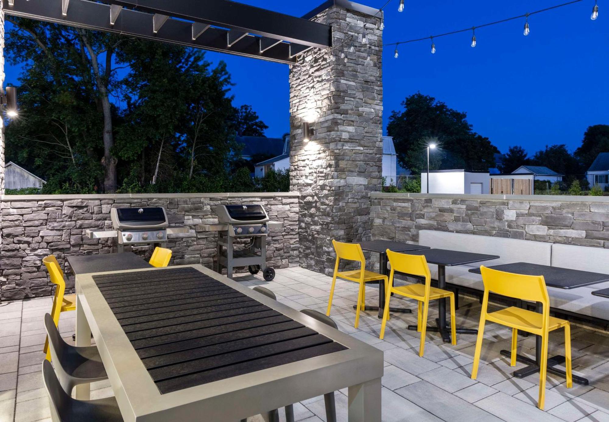 Home2 Suites By Hilton East Haven New Haven Exterior foto